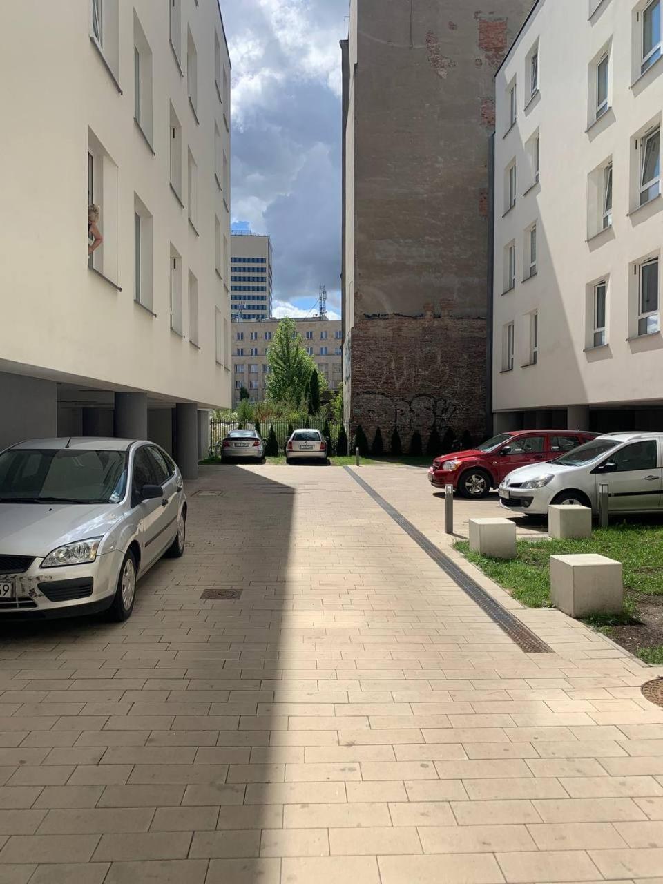 לודז' Lumina Comfy Apart Near The Railway Station מראה חיצוני תמונה